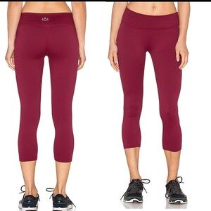 Beyond Yoga Capri leggings